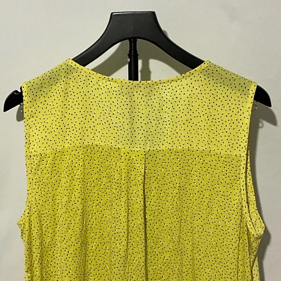 LOFT Yellow Polka Dot Sleeveless V-Neck Blouse - Size Large - Picture 6 of 8